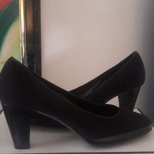 AMALFI -  RANGONI...... SIZE 10/WORN ONCE!